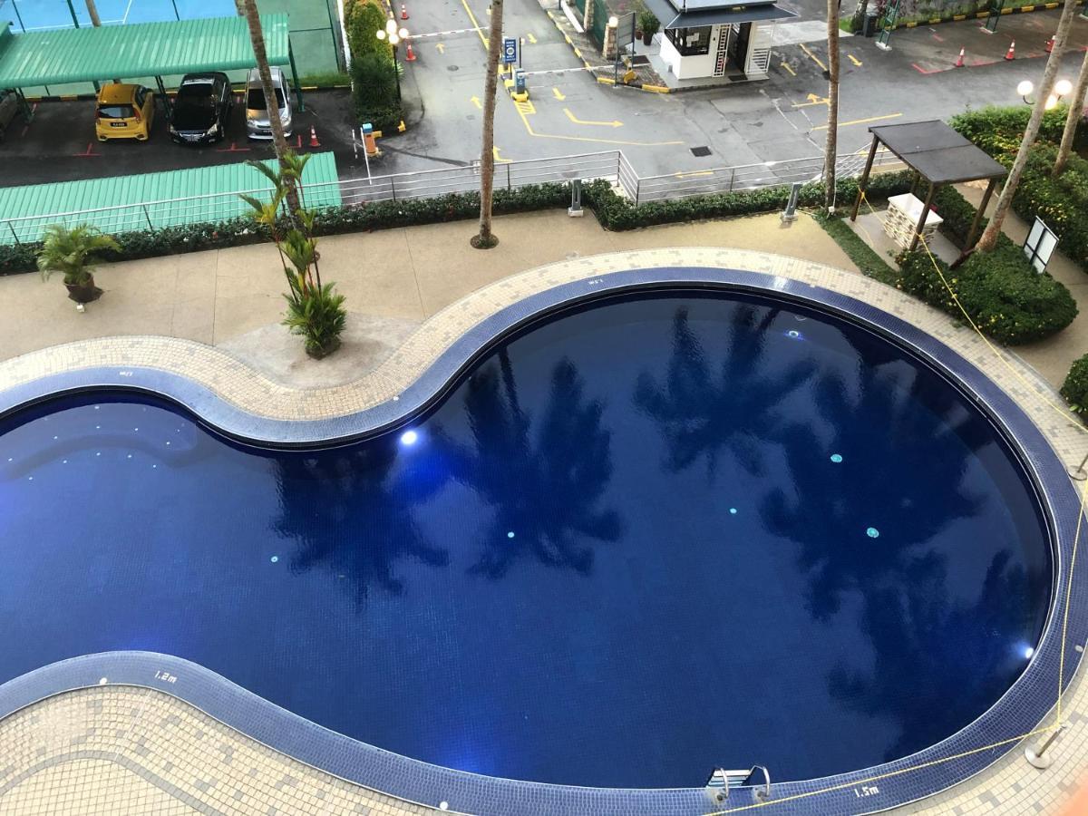 Beach Resort Home Stay Sri Sayang 05 Apartment Batu Ferringhi 2Bedroom Eksteriør bilde