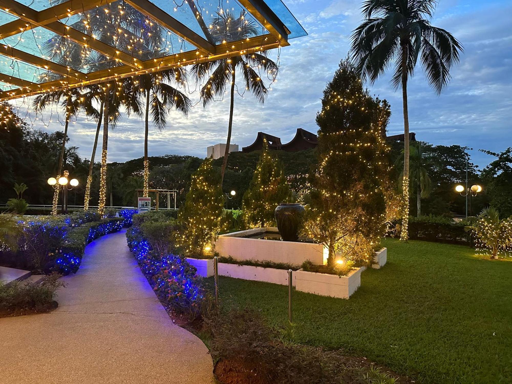 Beach Resort Home Stay Sri Sayang 05 Apartment Batu Ferringhi 2Bedroom Eksteriør bilde